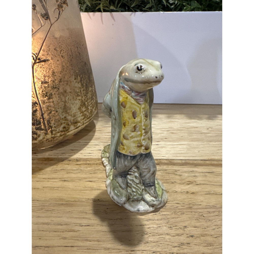 Beatrix Potter "Sir Isaac Newton" Figurine – 1973; Miniature